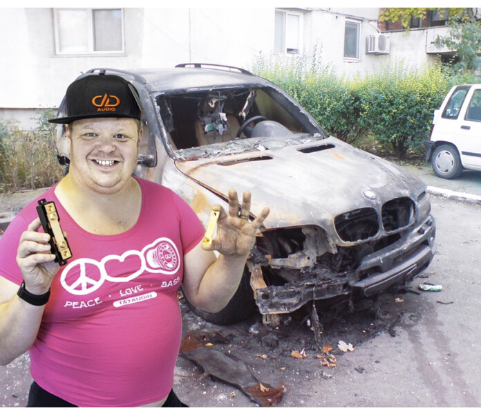 D807A83D-AFBF-41F1-8CCC-1D1FBB627C53 image