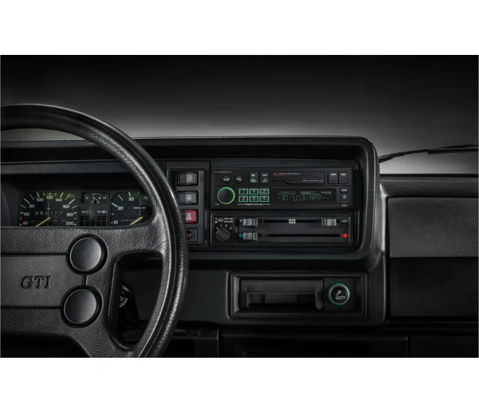Pioneer SXT C10PS Installed GOLF GTI Golf M1 Front angle Green Illumination LCD USB APP image